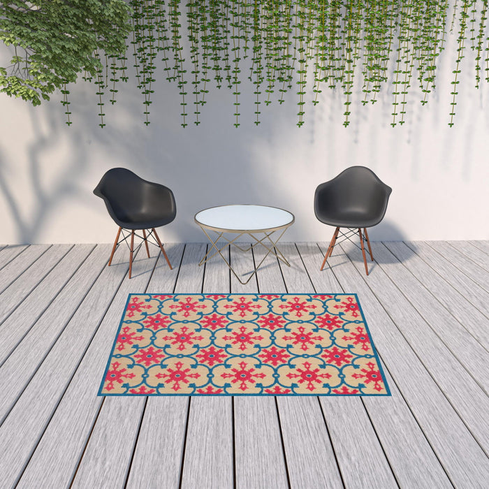 5' X 8' Oriental Stain Resistant Indoor / Outdoor Area Rug - Blue / Beige