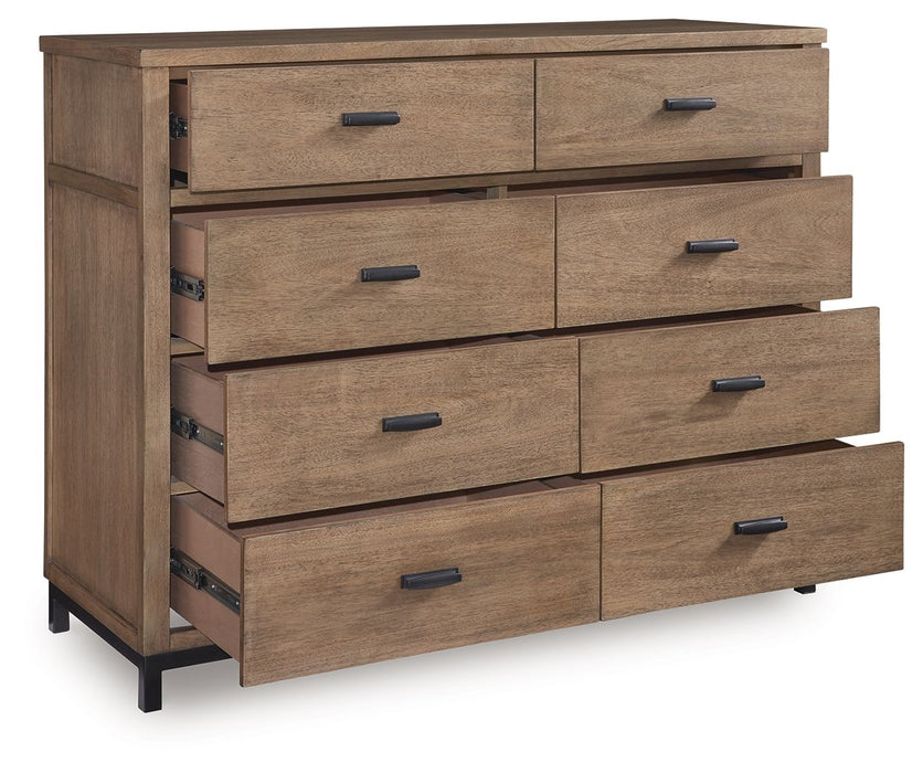 Tomtyn - Upholstered Bed Set Benchcraft®