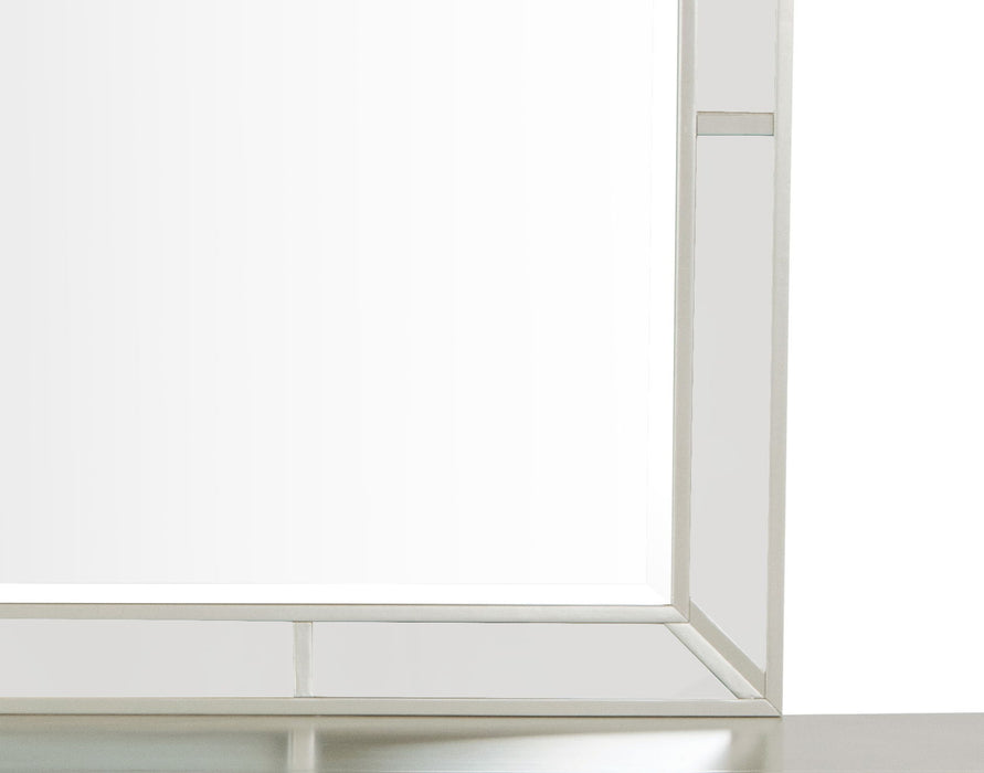 Elegant Contemporary Mirror Glory Furniture