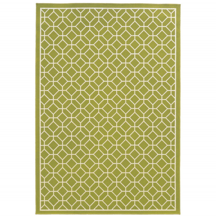 9' X 13' Geometric Stain Resistant Outdoor & Indoor Area Rug - Green / Ivory