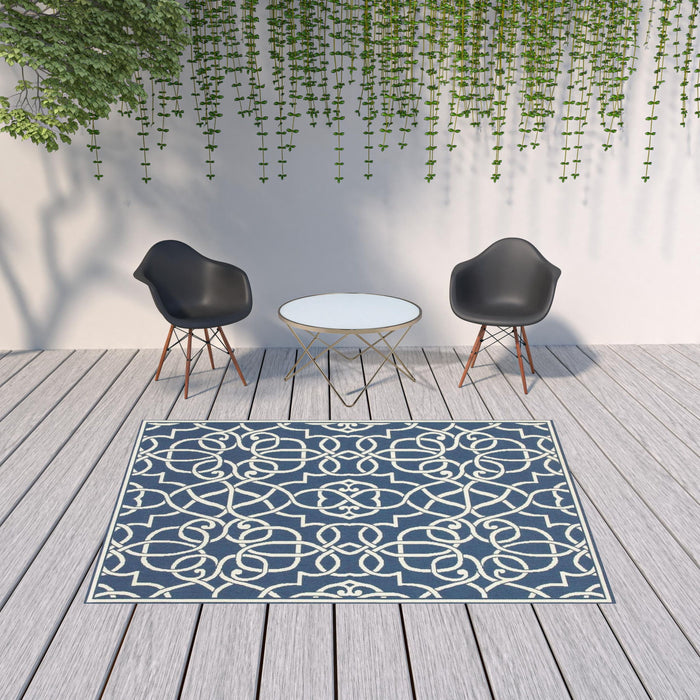 7' X 10' Geometric Stain Resistant Area Rug Indoor / Outdoor - Ivory / Blue