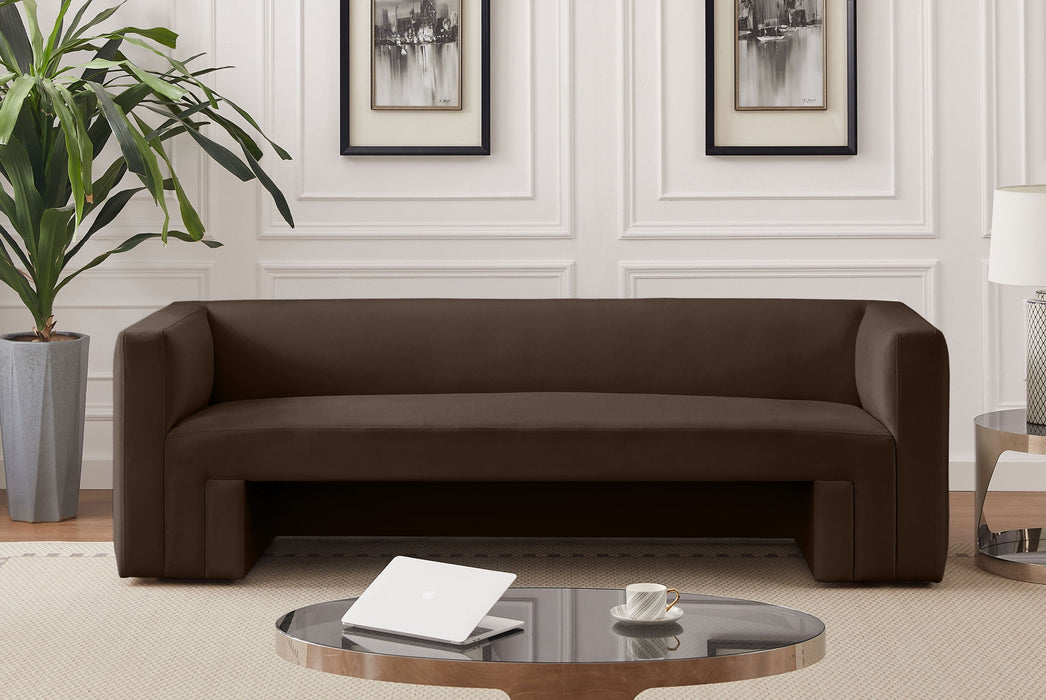 Henson - Sofa Meridian Furniture