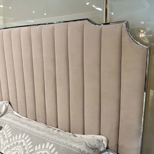 Amaryllis - Lift Up Storage Bed Michael Amini