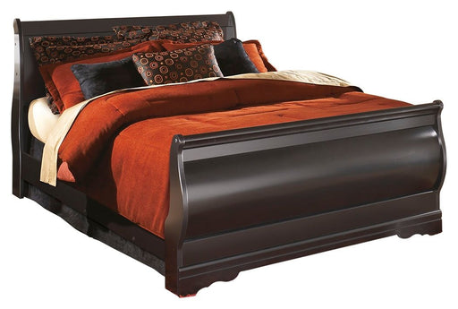 Huey Vineyard - Sleigh Bed Signature Design by Ashley®