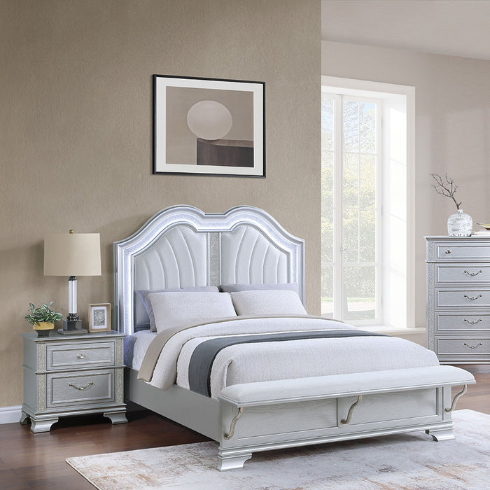 3 Piece Bedroom Set With Elegant Bed, 2 Nightstands Home Essentials