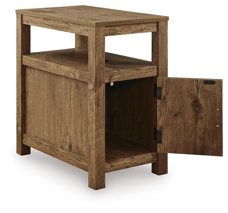 Fendenmore - Chair Side End Table Signature Design by Ashley®