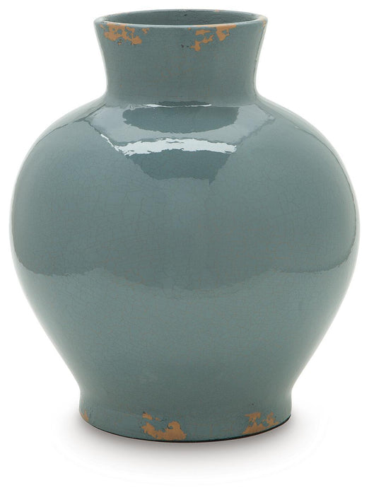 Giliburgh - Vase Signature Design by Ashley®