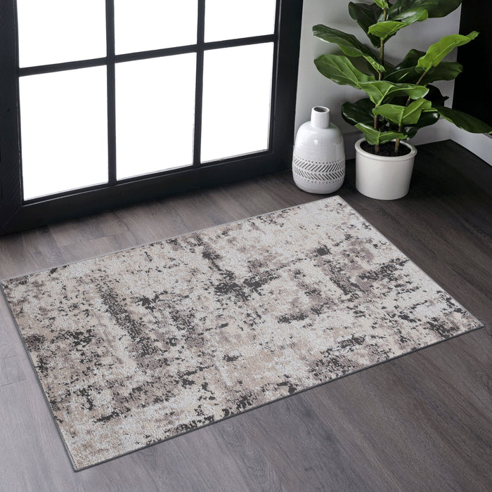 Payas - 2' x 3' Traditional Non-Shedding Living Room Bedroom Dining Home Office Stylish And Stain Resistant Area Rug - Cream / Brown