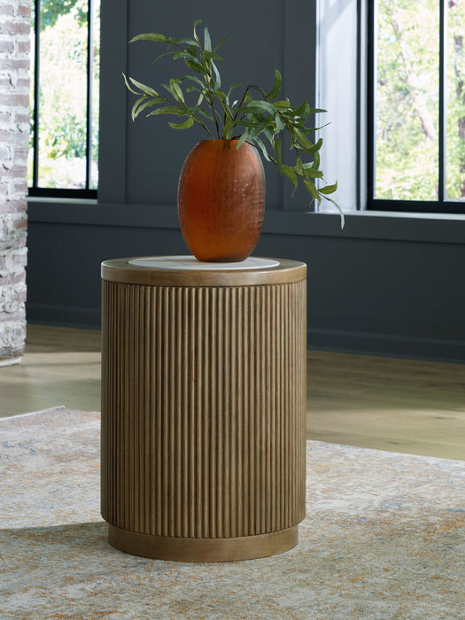 Camdill - Round End Table - Light Brown / White Signature Design by Ashley®