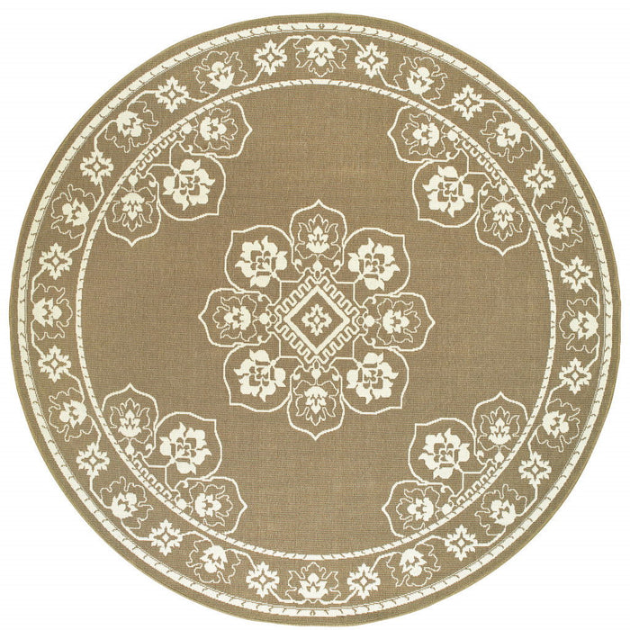 8' X 8' Round Oriental Stain Resistant Outdoor / Indoor Area Rug - Tan