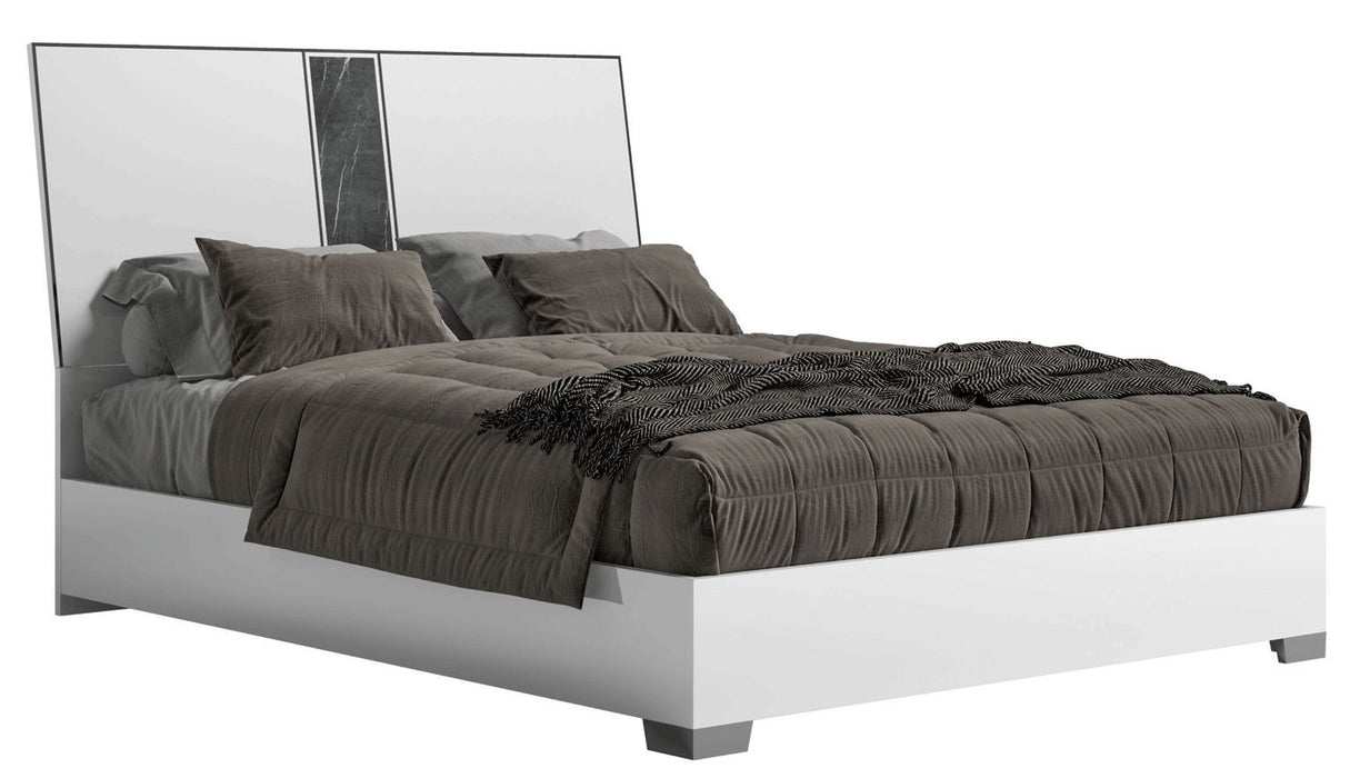Bianca - Bed Status Italy