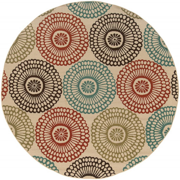 8' X 8' Round Indoor / Outdoor Area Rug - Beige