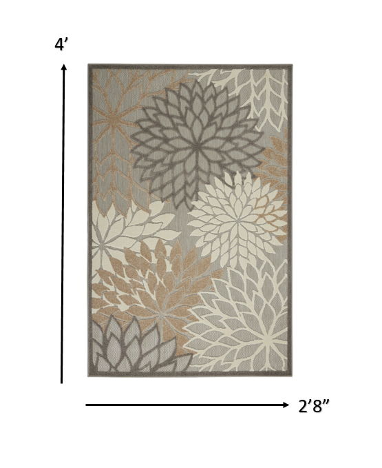 4' X 6' Floral Outdoor / Indoor Area Rug - Gray / Ivory