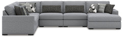 Bealton - Sectional Benchcraft®