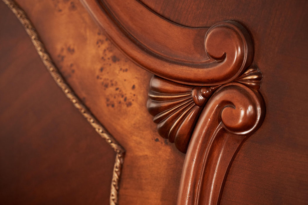Cortina - Sleigh Bed Michael Amini