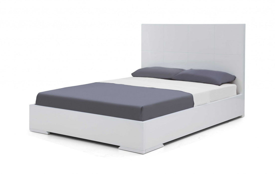 Contemporary Queen Platform Bed - White