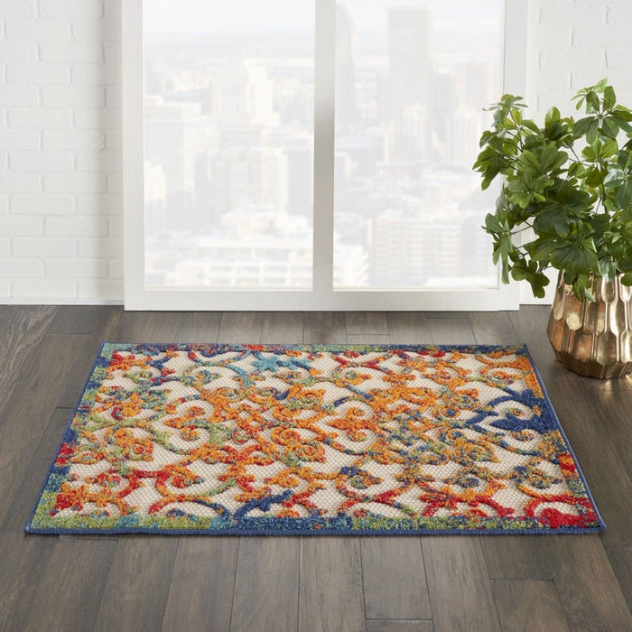 3' X 4' Floral Outdoor & Indoor Area Rug - Ivory / Blue