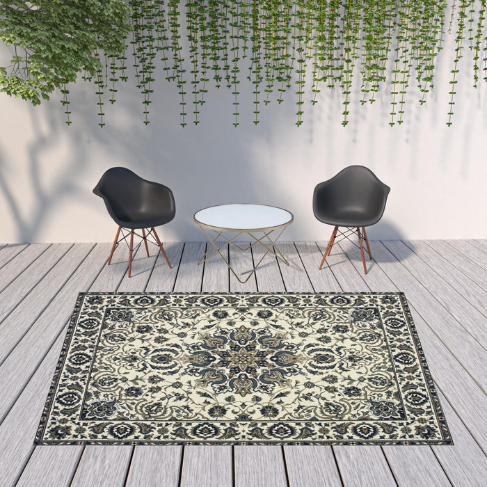 8' X 11' Oriental Stain Resistant Indoor / Outdoor Area Rug - Ivory / Blue