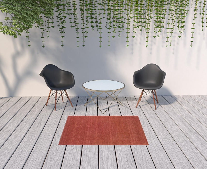 4' X 6' Stain Resistant Indoor / Outdoor Area Rug - Red