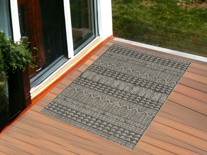 3' X 4' Machine Woven UV Treated Tribal Indoor / Outdoor Accent Rug - Charcoal