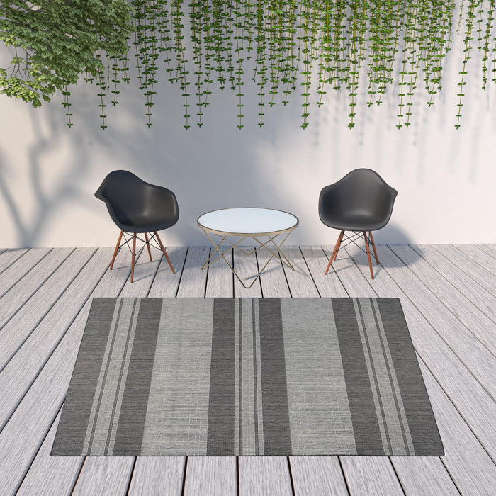 8' X 10' Striped Stain Resistant Indoor Outdoor Area Rug - Blue / Gray