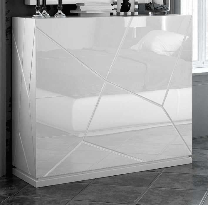 Kiu - Dresser Franco Spain