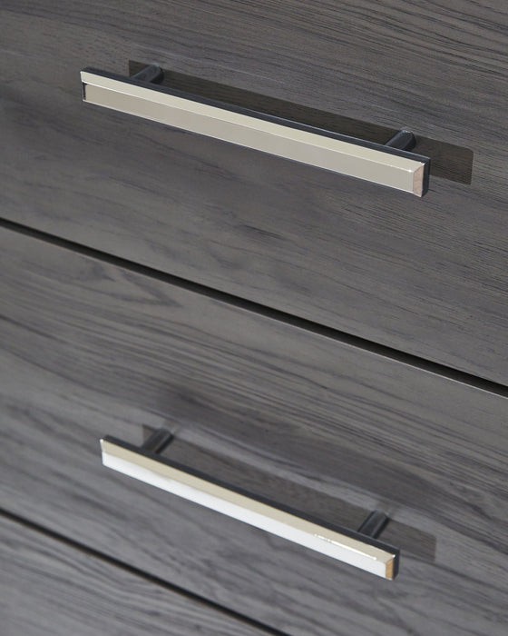 Lodanna - Five Drawer Chest - Gray Signature Design by Ashley®