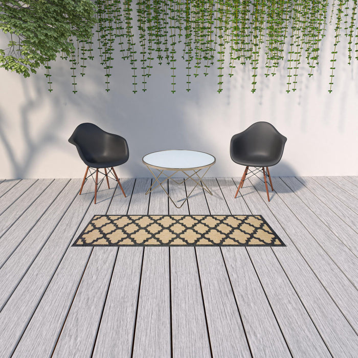 2' X 8' Geometric Stain Resistant Outdoor / Indoor Area Rug - Beige / Black