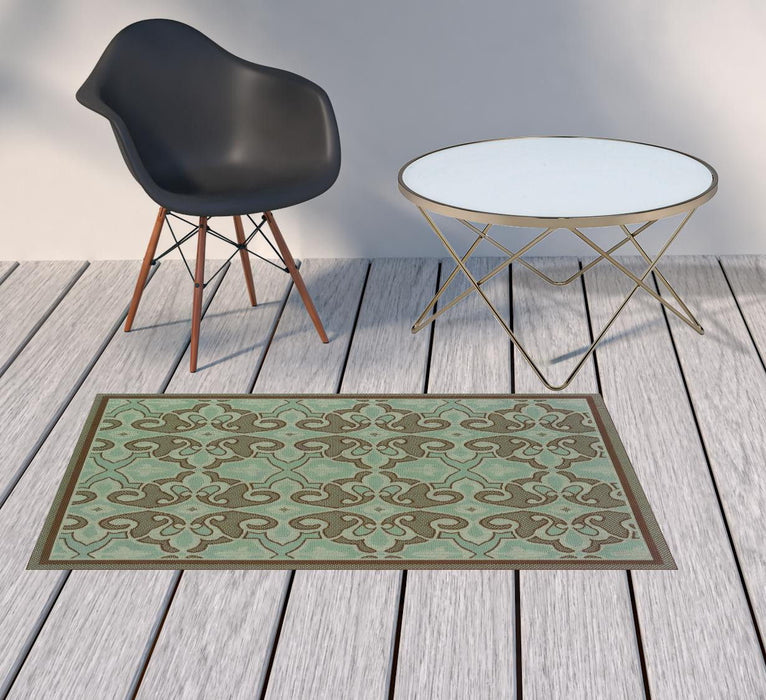 2' X 4' Oriental Stain Resistant Outdoor & Indoor Area Rug - Blue