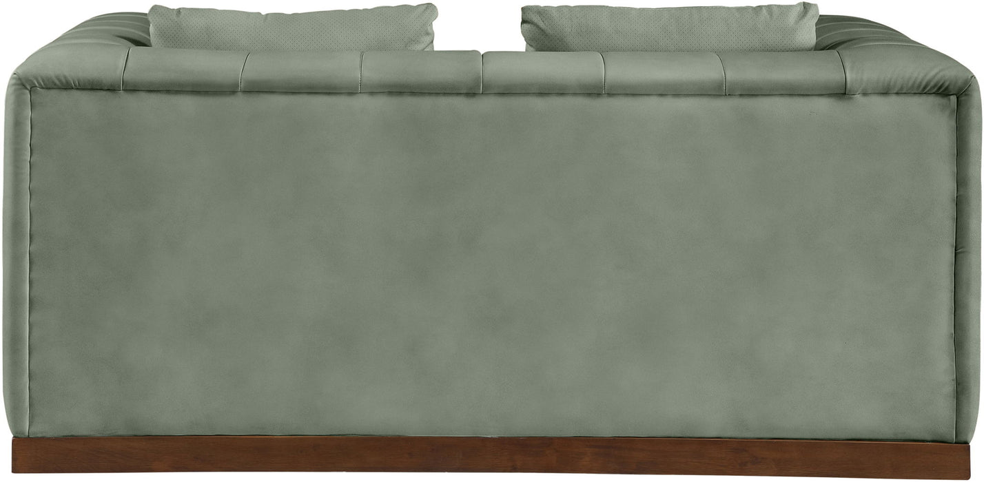 Mallina - Loveseat Meridian Furniture