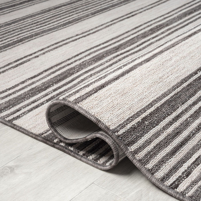 8' X 9' Striped Indoor / Outdoor Area Rug - Gray / Ivory