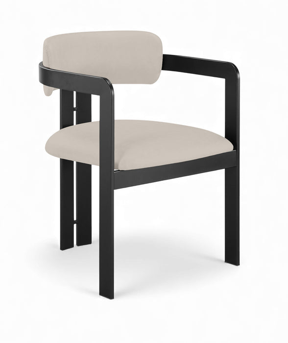 Aurum - Vegan Leather Upholstered Dining Chair With Graphite Black Base (Set of 2) Meridian Furniture