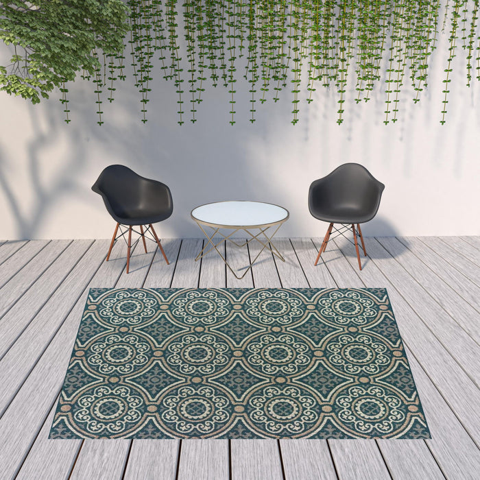 8' X 10' Geometric Stain Resistant Indoor / Outdoor Area Rug - Blue / Gray