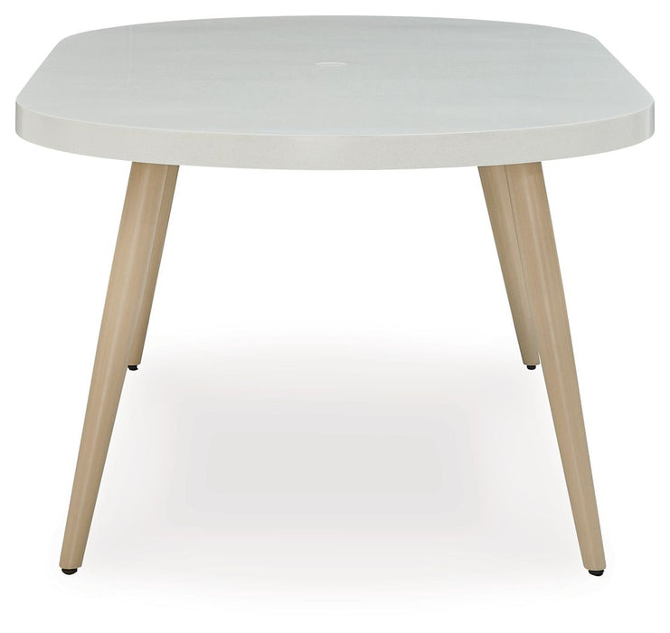 Seton Creek - Dining Set Signature Design by Ashley®