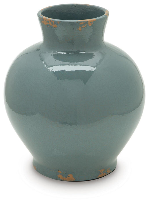 Giliburgh - Vase Signature Design by Ashley®