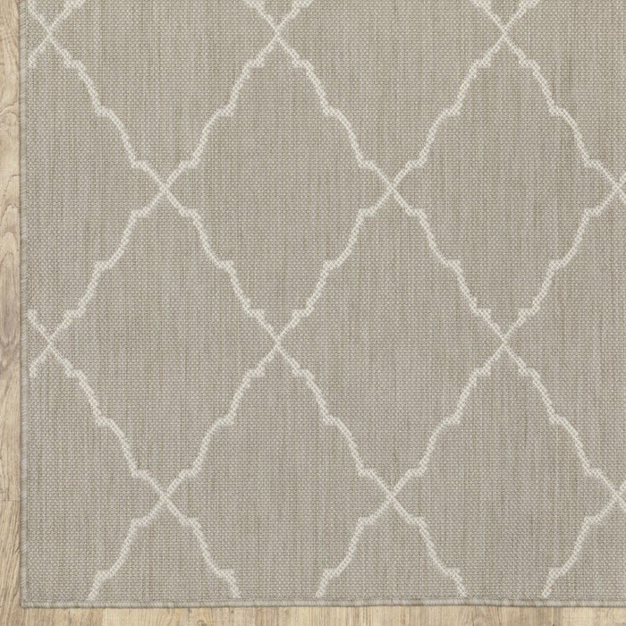 Indoor & Outdoor Area Rug - Gray / Ivory