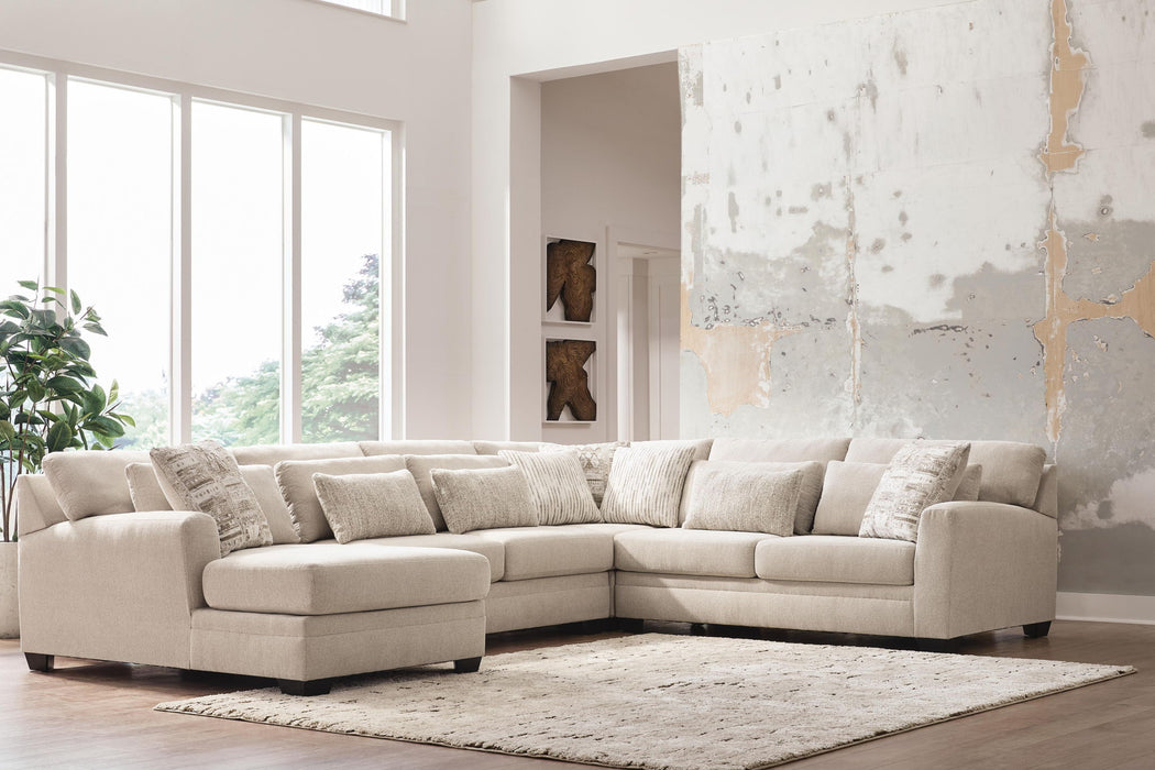 Mandi Point - Sectional Benchcraft®