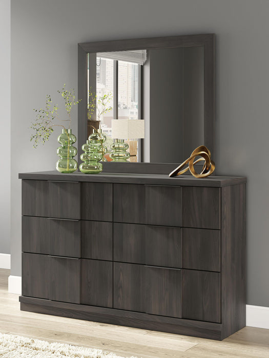 Shaehartin - Six Drawer Dresser Signature Design by Ashley®
