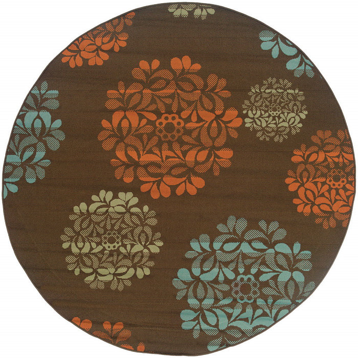 8' X 8' Round Floral Stain Resistant Indoor / Outdoor Area Rug - Brown