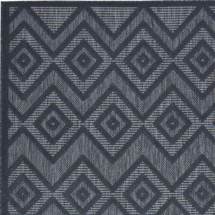 5' X 7' Argyle Indoor / Outdoor Area Rug - Navy Blue