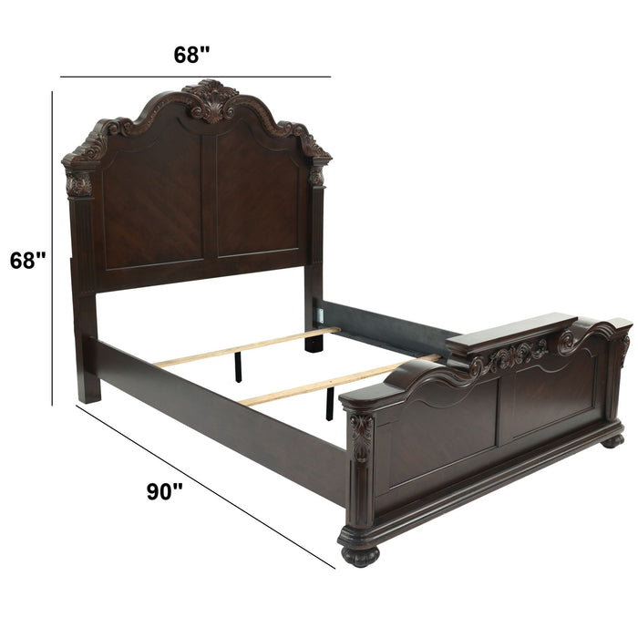 Bed With Carved Details Home Essentials
