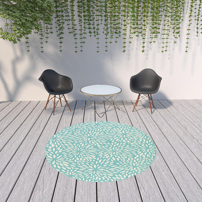 8' X 8' Round Floral Stain Resistant Outdoor / Indoor Area Rug - Blue / Ivory