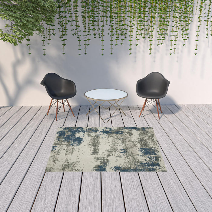 5' X 7' Abstract Stain Resistant Indoor / Outdoor Area Rug - Blue / Beige