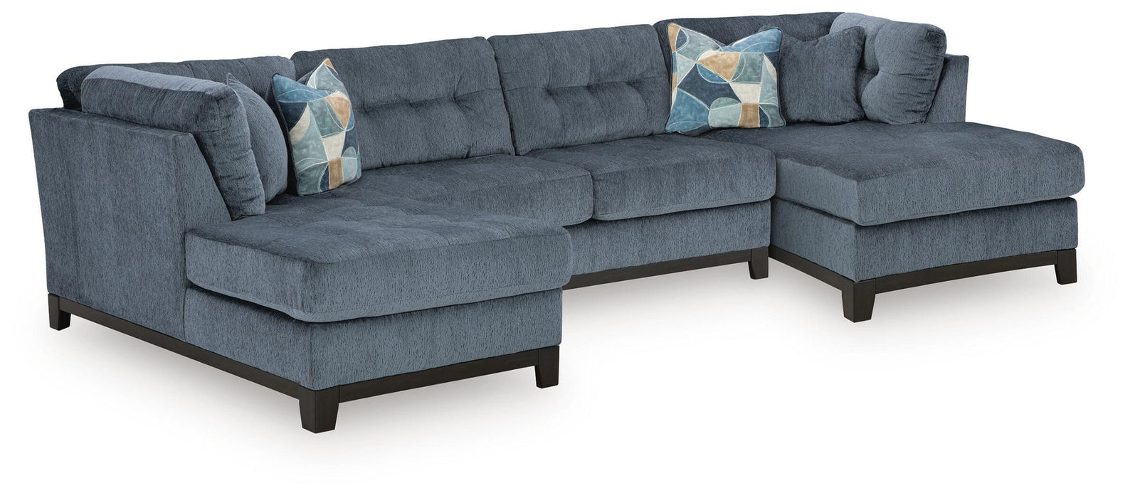 Maxon Place - Sectional Benchcraft®