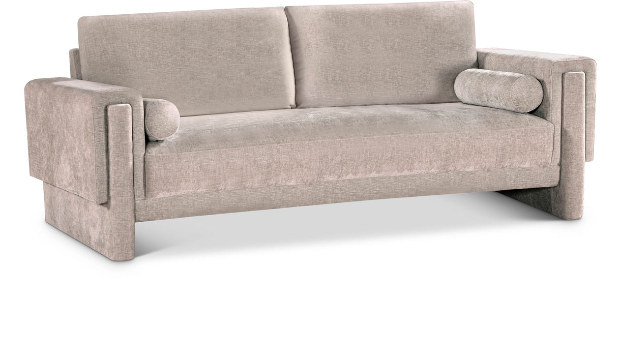 Madeline - Sofa Meridian Furniture