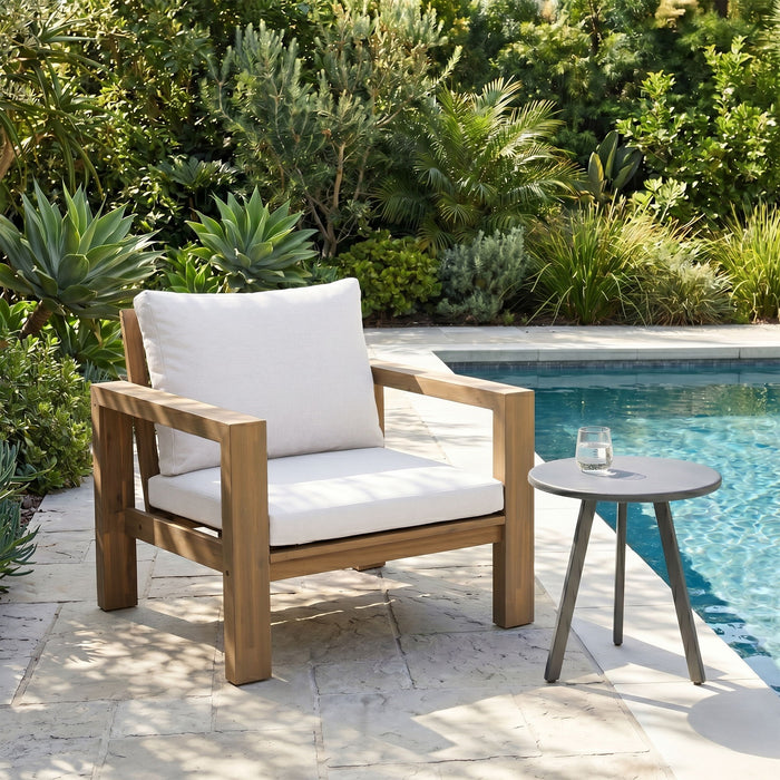 Stylish Outdoor Armchair With Cushion For Garden Hearth and Haven