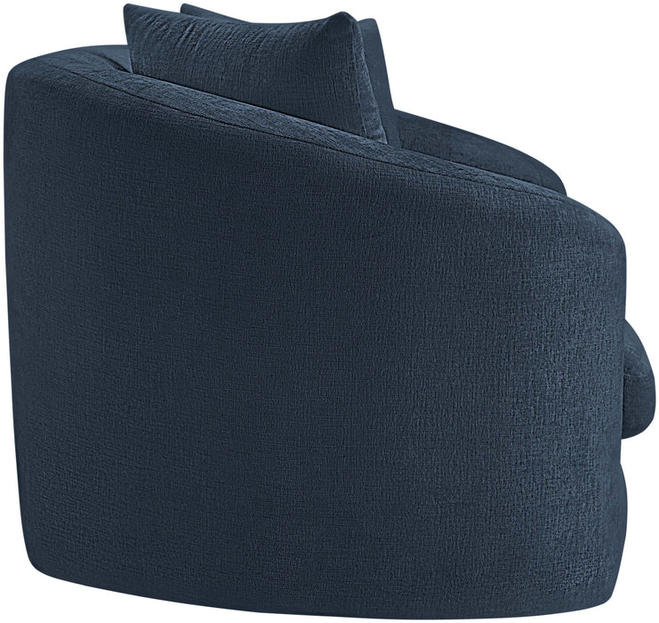 Penelope - Loveseat Meridian Furniture