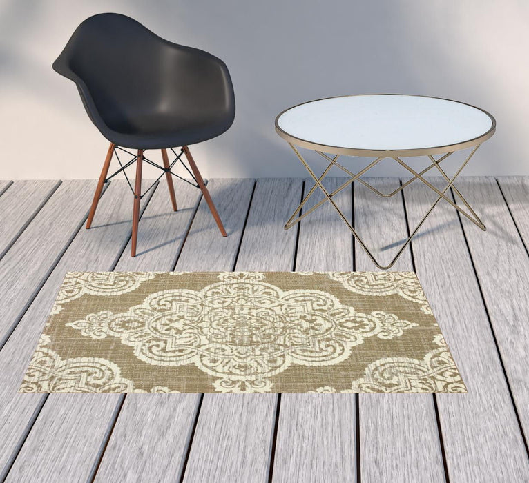 2' X 4' Oriental Stain Resistant Indoor & Outdoor Area Rug - Tan