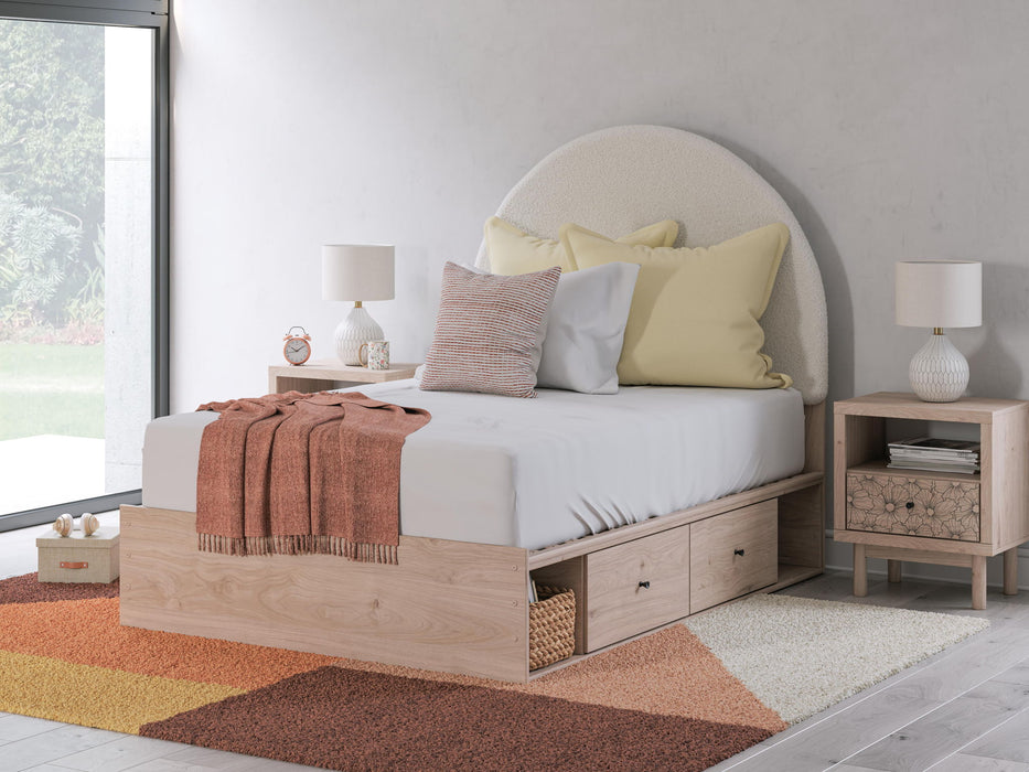 Arloster - Upholstered Panel Bed Signature Design by Ashley®