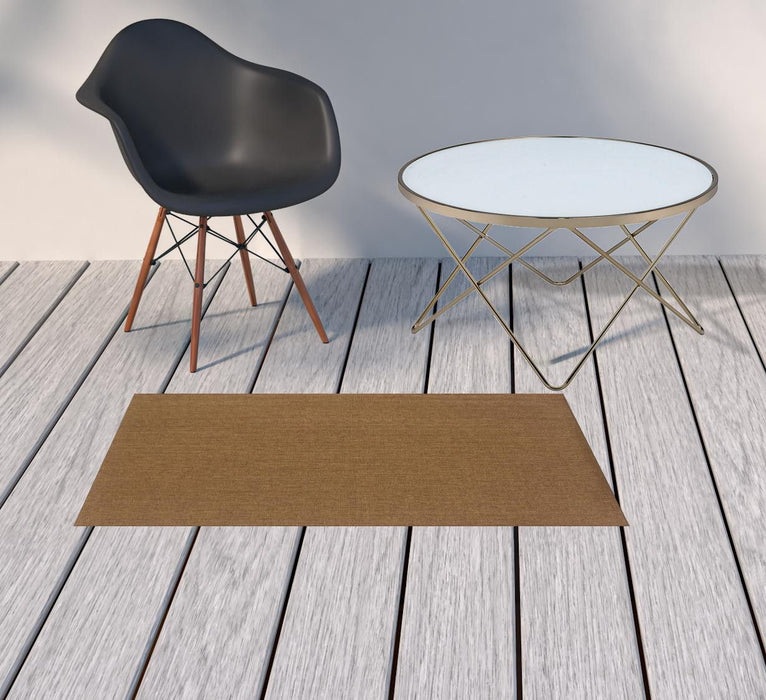 2' X 4' Stain Resistant Indoor / Outdoor Area Rug - Tan